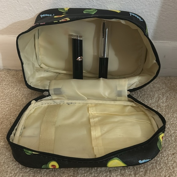 Avocado zip top make up tote bundle - Picture 5 of 12